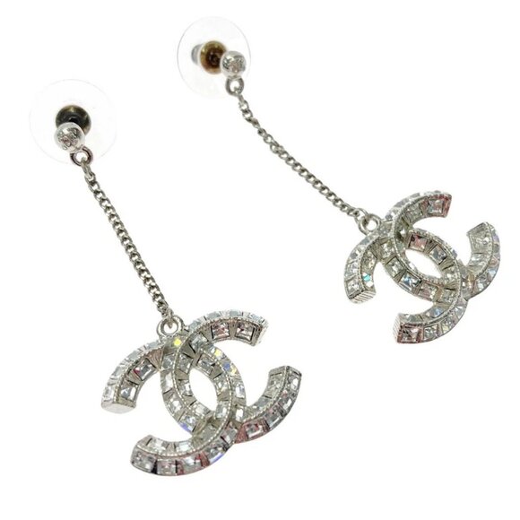 CHANEL CC Logos Rhinestone Drop Stud Earrings Silver Tone Auth D-n1121 - Picture 1 of 5